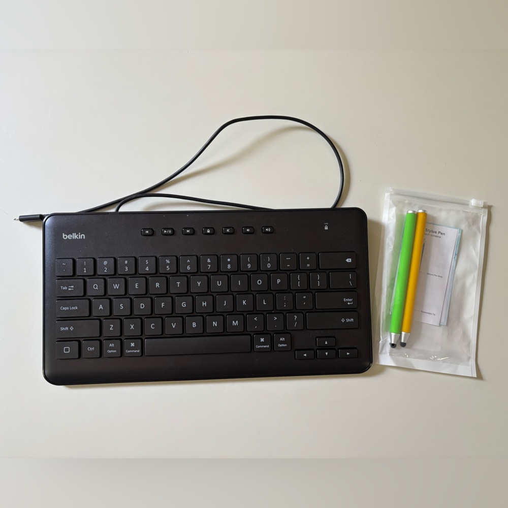 Belkin Wired Keyboard For Apple iPad With Lightning Cable